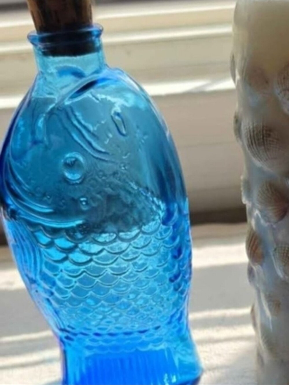 Blue Fish-Shaped Glass Bottle - Picture 3 of 4